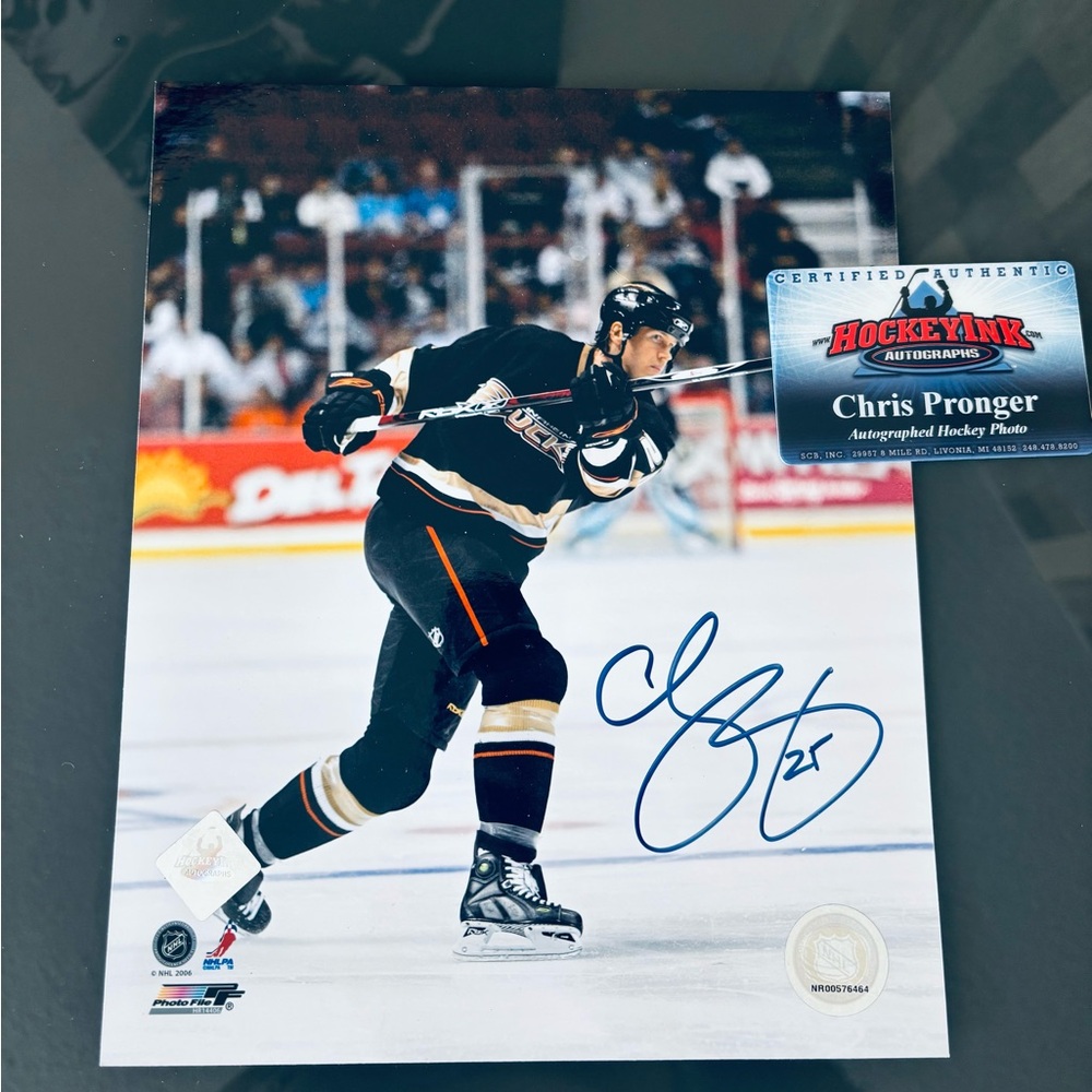 Chris Pronger Autographed Photo